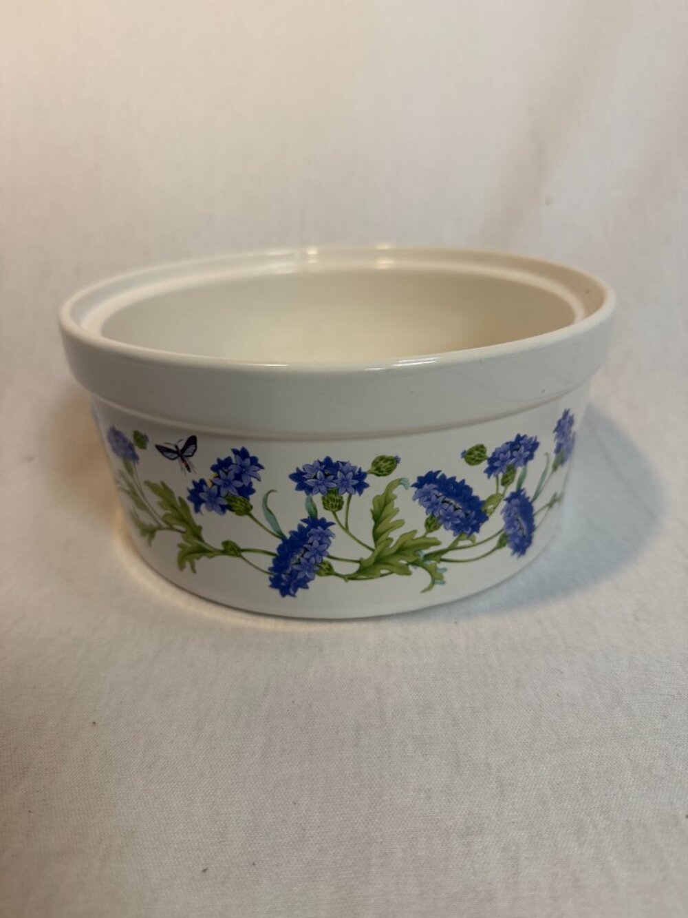 Japanese Ceramic Casserole Dish 8" Blue Floral Butterfly Round Baker Vintage - Picture 2 of 7
